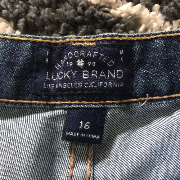 Boys shorts lucky brand - Picture 2 of 3
